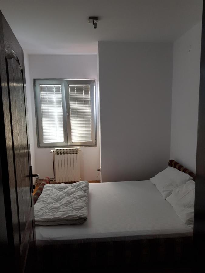 Blue Point Apartment Kragujevac Luaran gambar