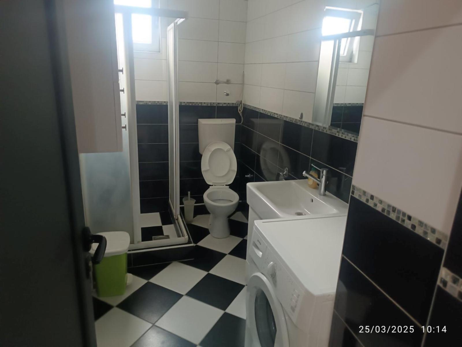 Blue Point Apartment Kragujevac Luaran gambar